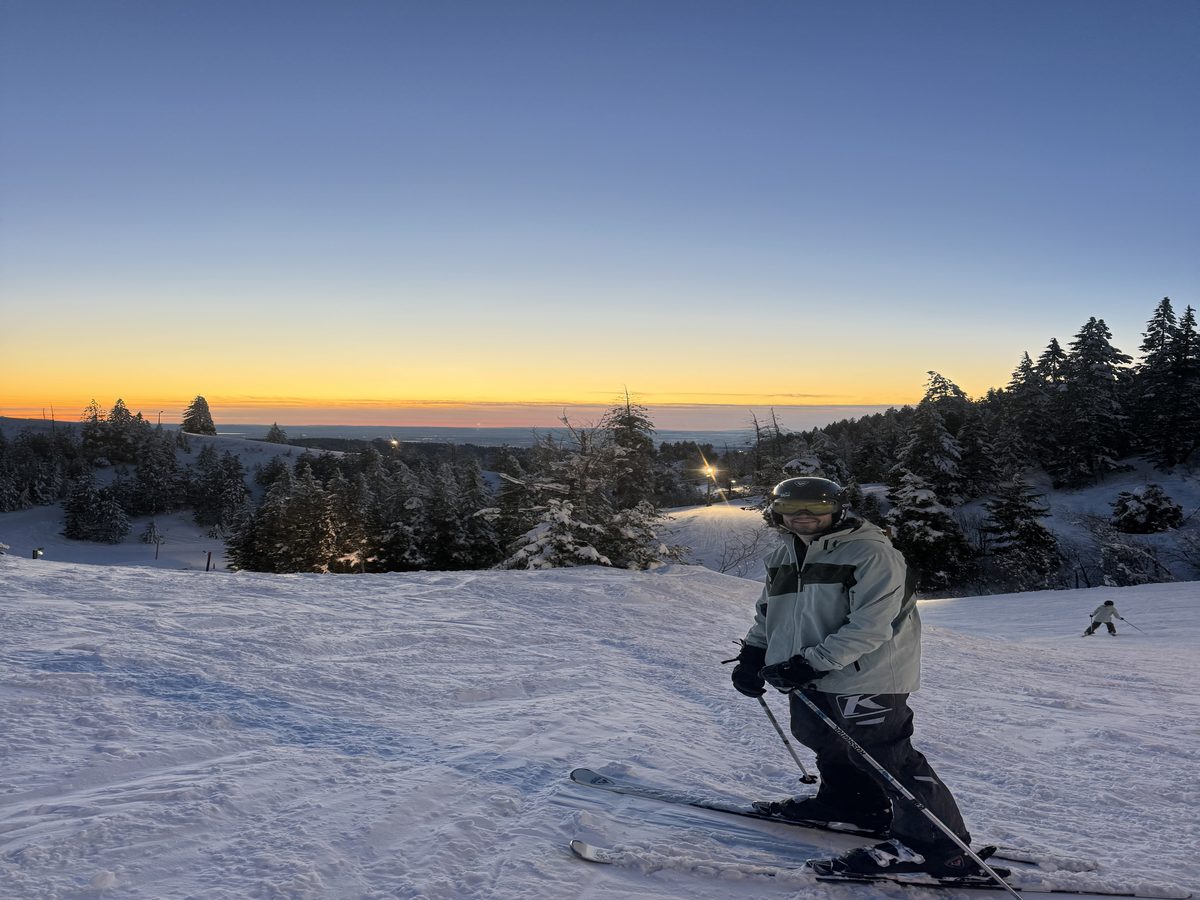 Tim Neumeyer skiing in the Idaho mountains